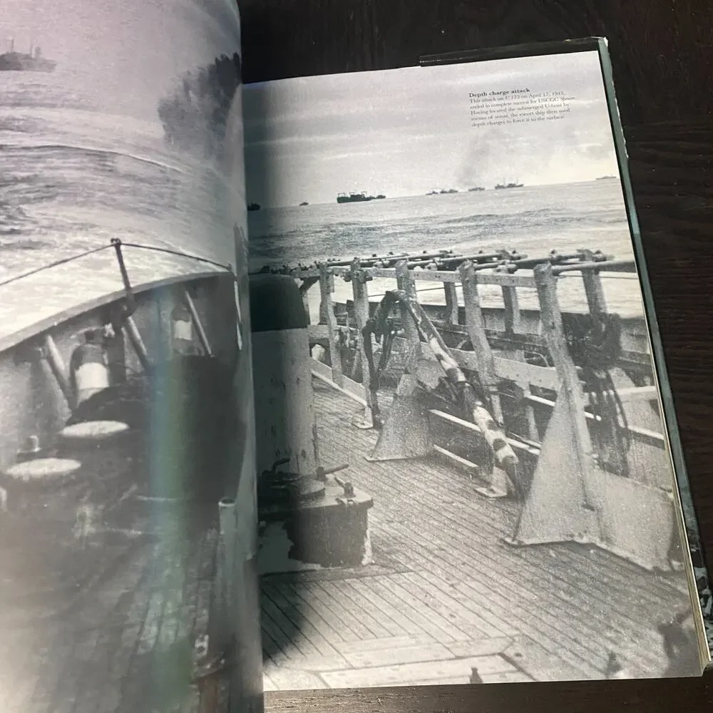 World War II by Charles Messenger (2004, Hardcover)